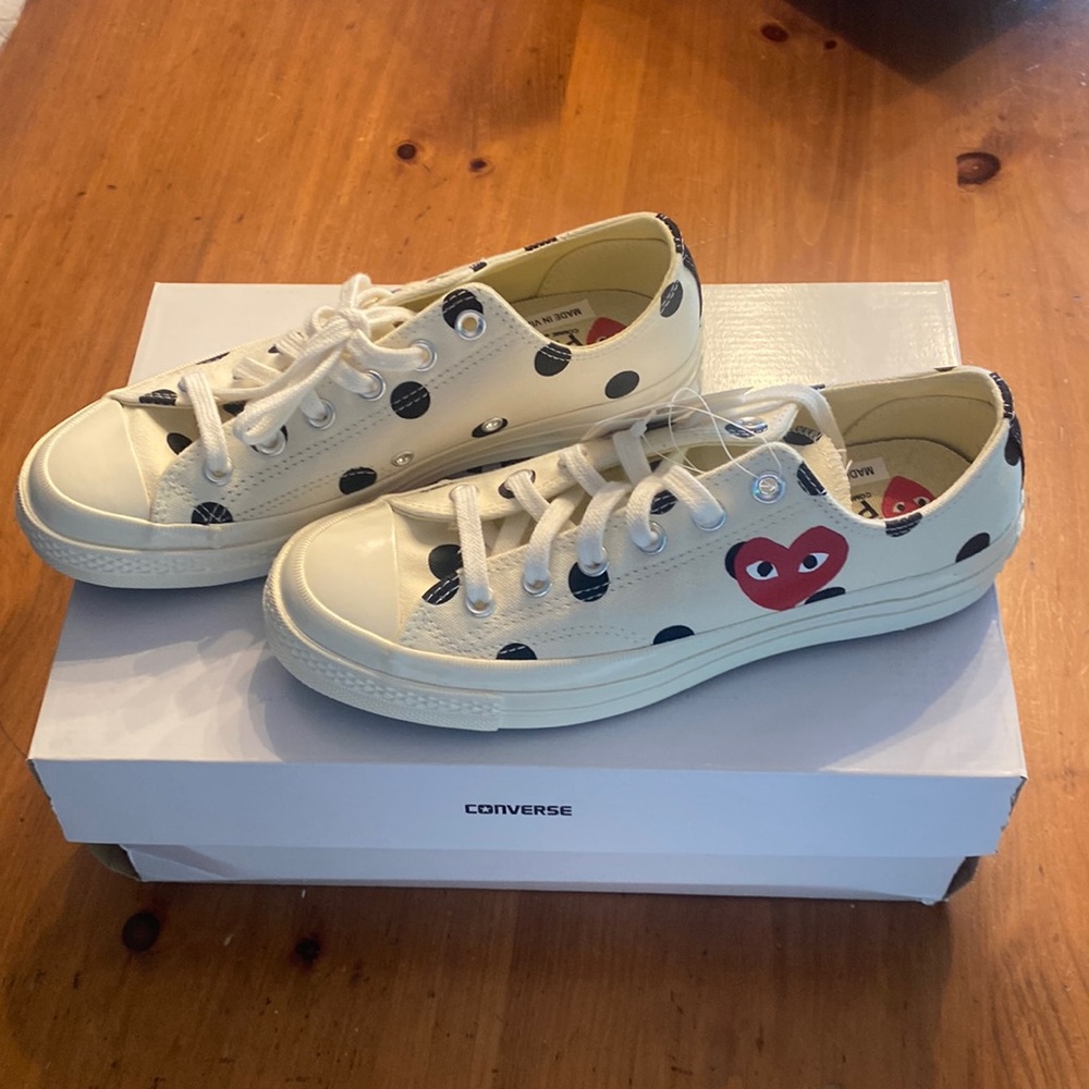 NWT Converse comme does garçons size 9